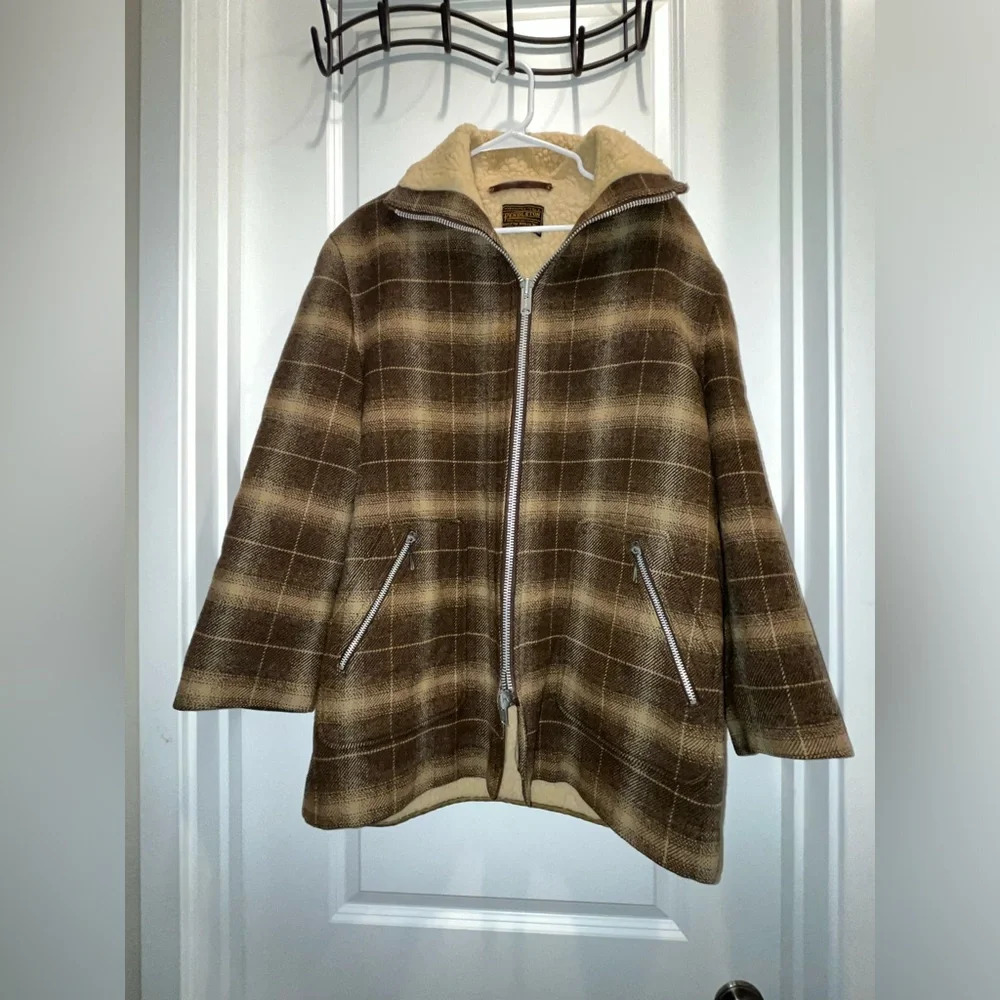 Vintage 60s Pendleton Shadow Plaid Wool Shearling Lined Coat